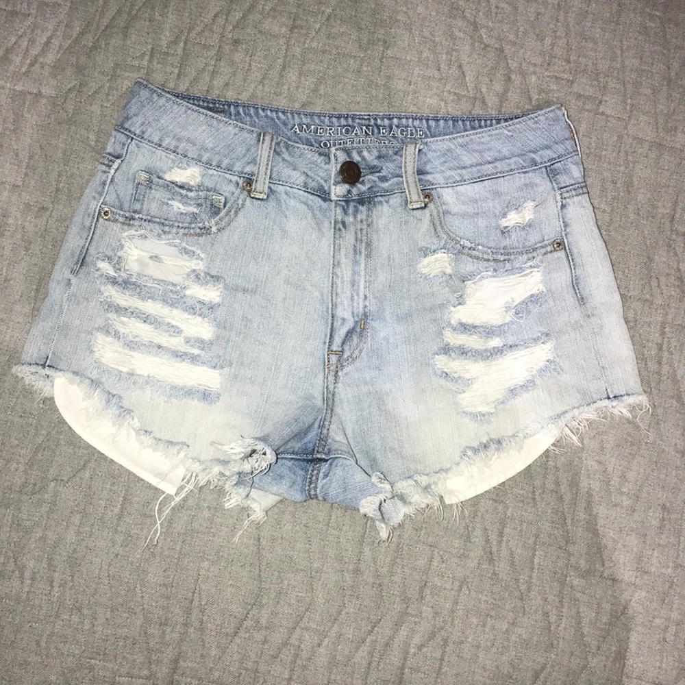American Eagle  Hi-Rise Festival short